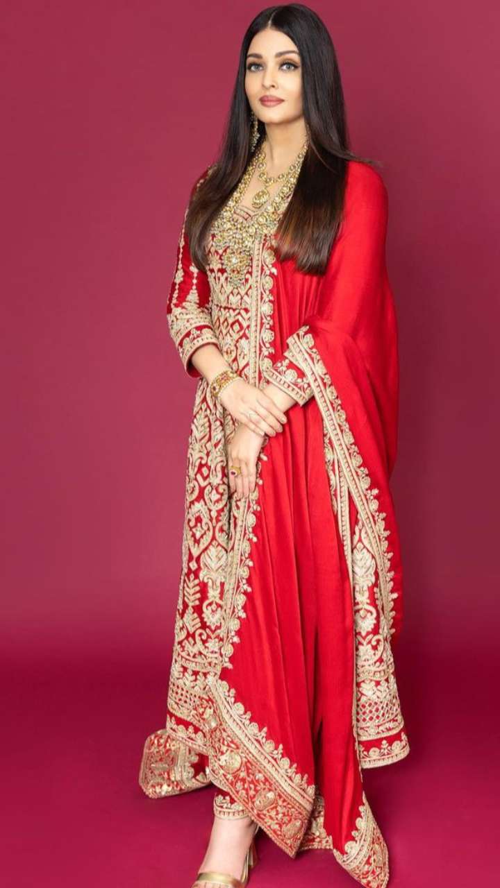 Beige Georgette Suit at Rs 2649 | Chandni Chowk Area | Delhi | ID:  15642479430