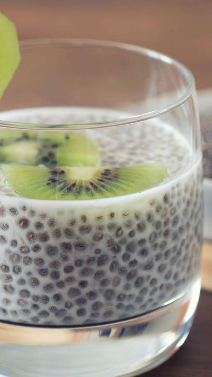 5 Food items To Consume Empty Stomach For Weight Loss