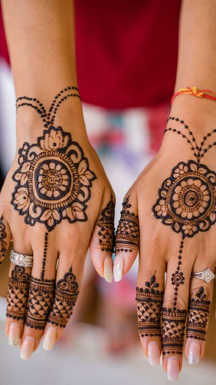 mehndi designs for karwa chauth Archives » Kaur Trends®-cacanhphuclong.com.vn
