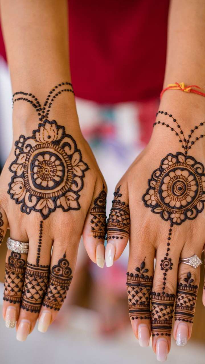 Front Hand Simple: Mehendi designs - CareerGuide