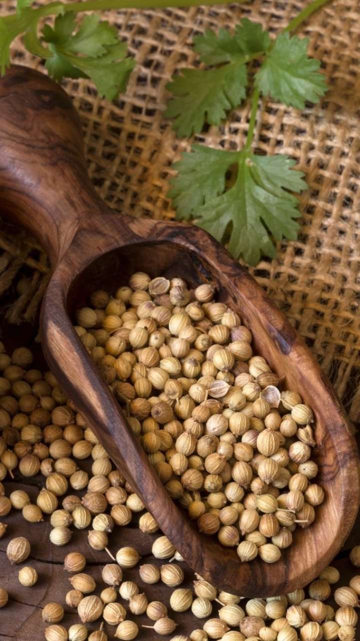 5 Ways To Consume Coriander Seeds For Weight Loss