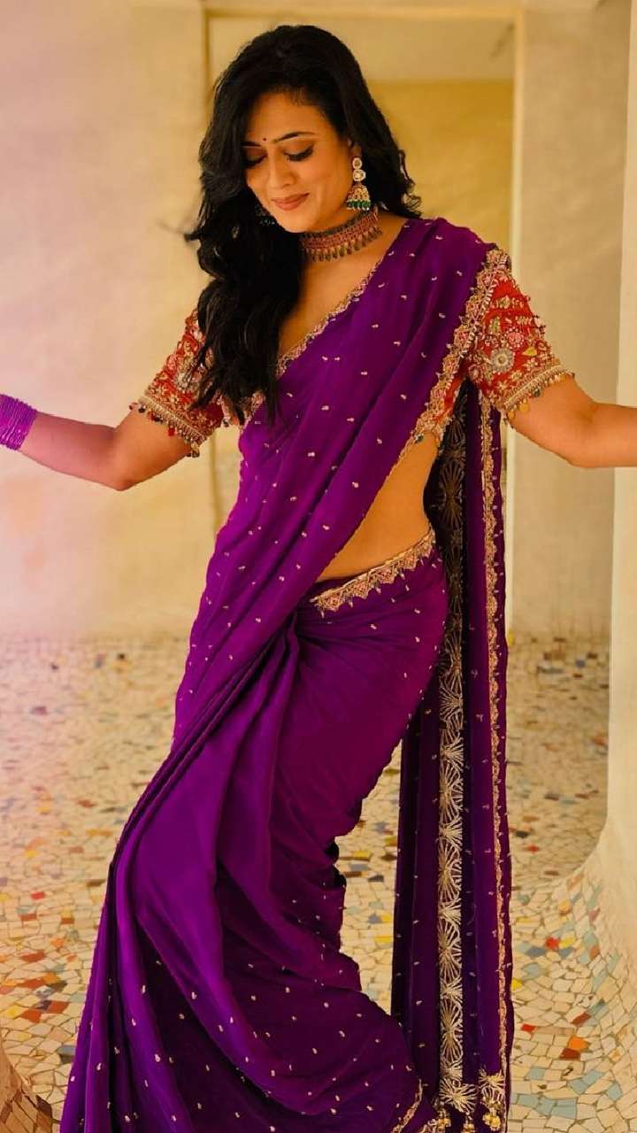 Shweta Tiwari dons stylish blouses with her glam sarees | Times of India