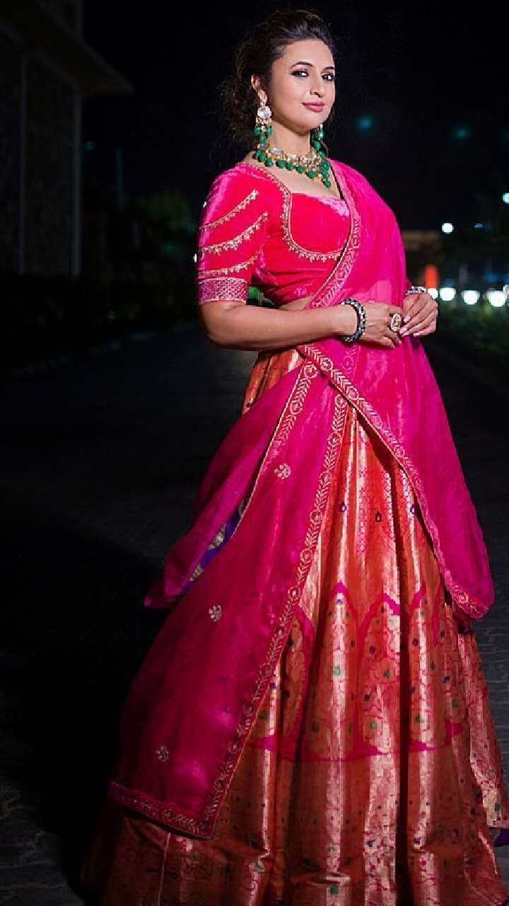 Divyanka Tripathi Looks Stunning At Her Wedding Reception