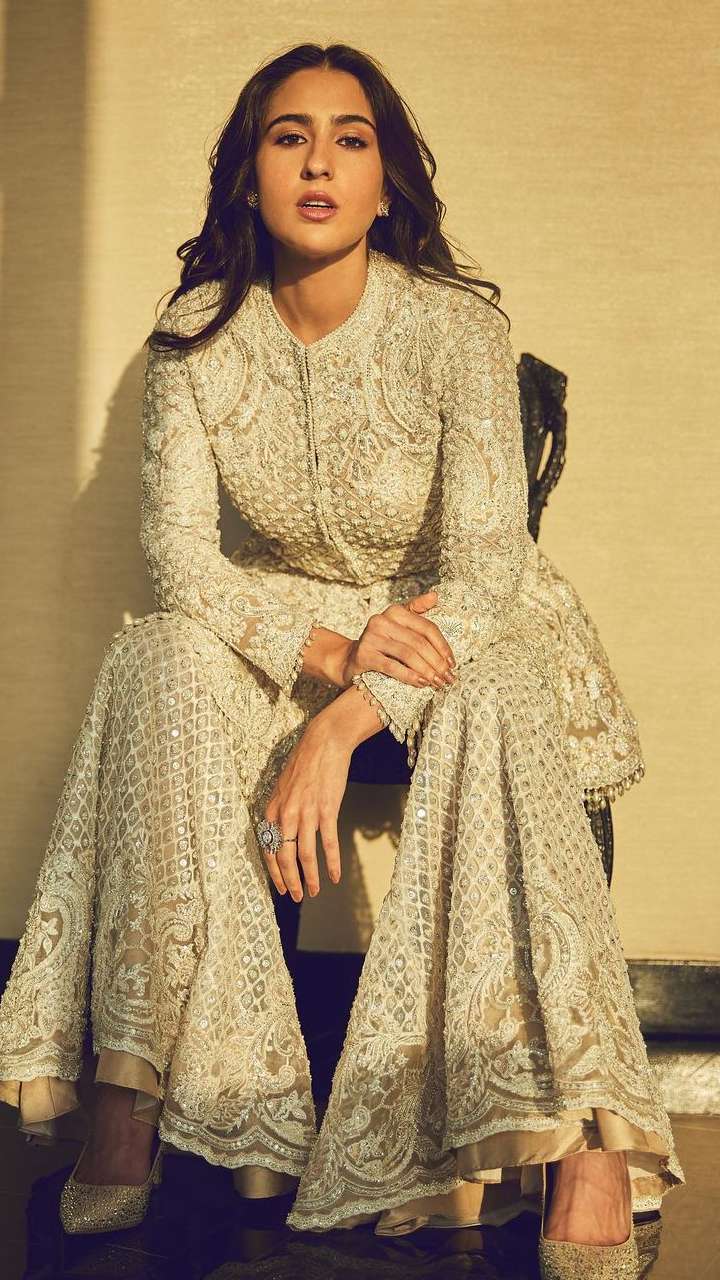 Sara Ali Khan Is Hard To Miss In These Indo-Western Fits