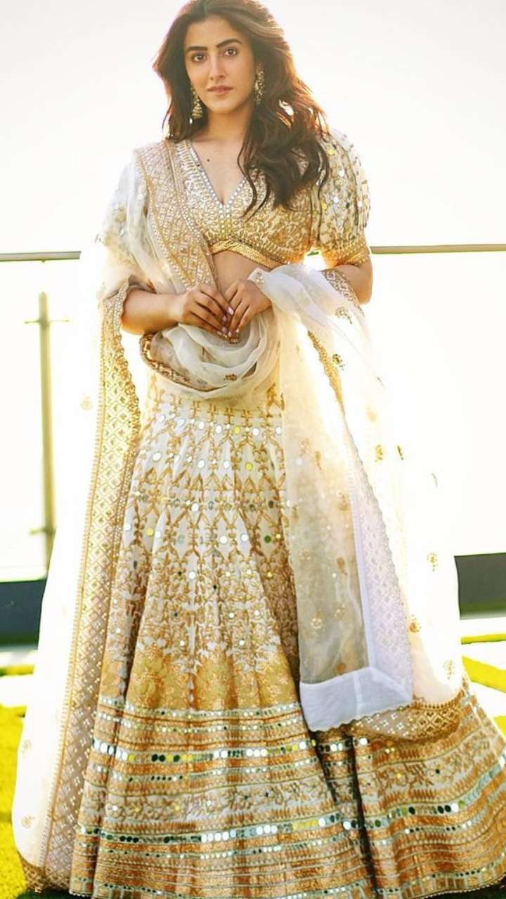 5 Exquisite Lehenga Ideas Inspired By Nupur Sanon For Roka Ceremony!