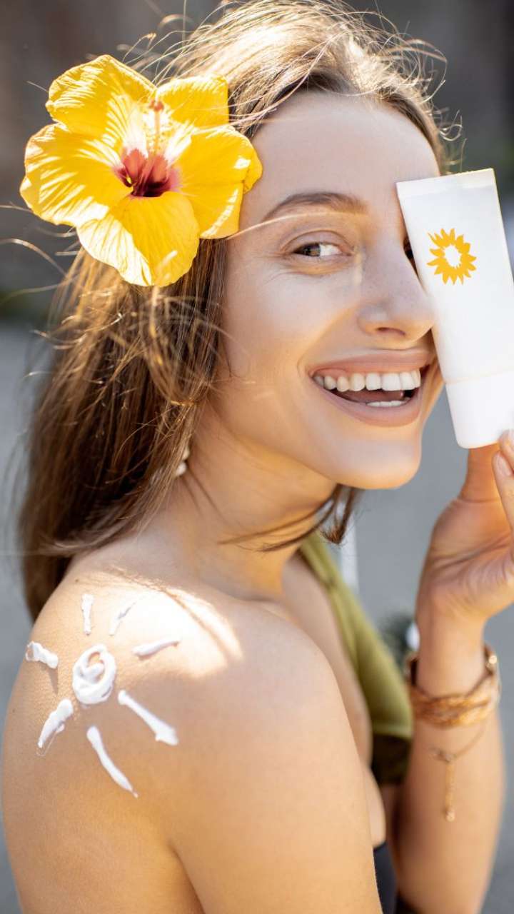 5-impressive-benefits-of-applying-sunscreen-in-winters