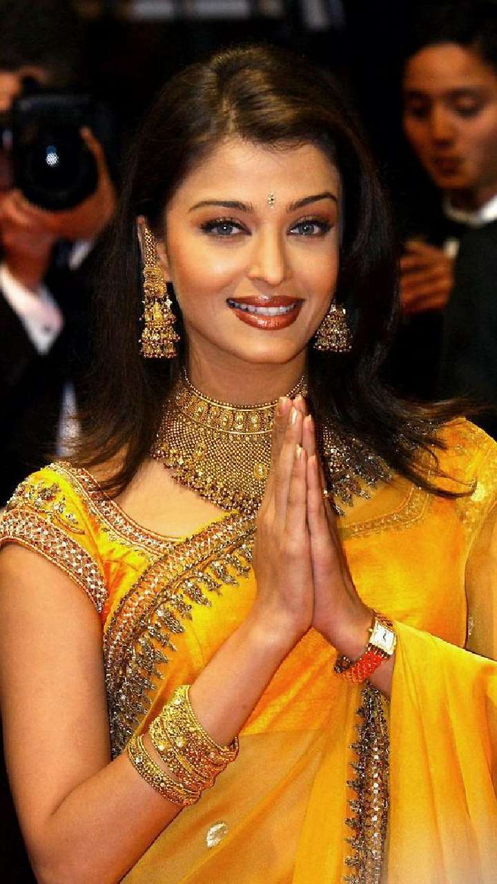 In Pictures: Aishwarya Rai's 15 Years In Cannes! | JFW Just for women