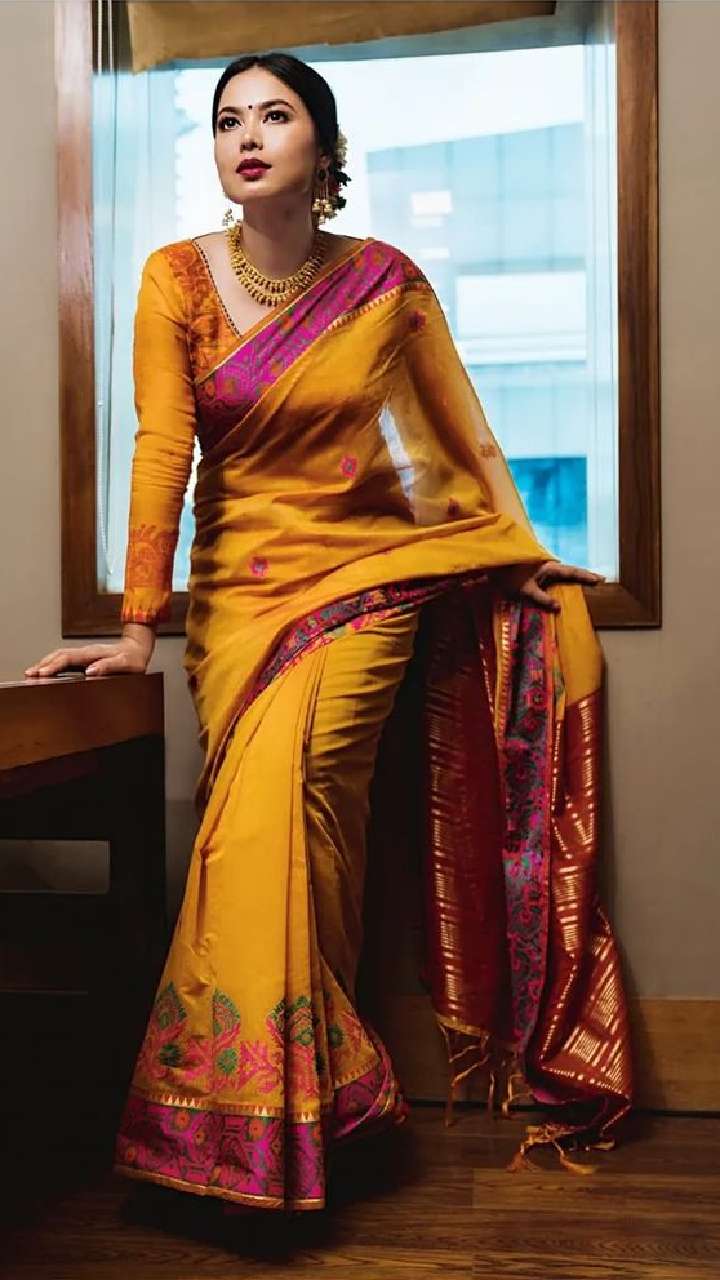 A List Of 20 Unique Blouse Designs & Saree Blouse Ideas | magicpin blog