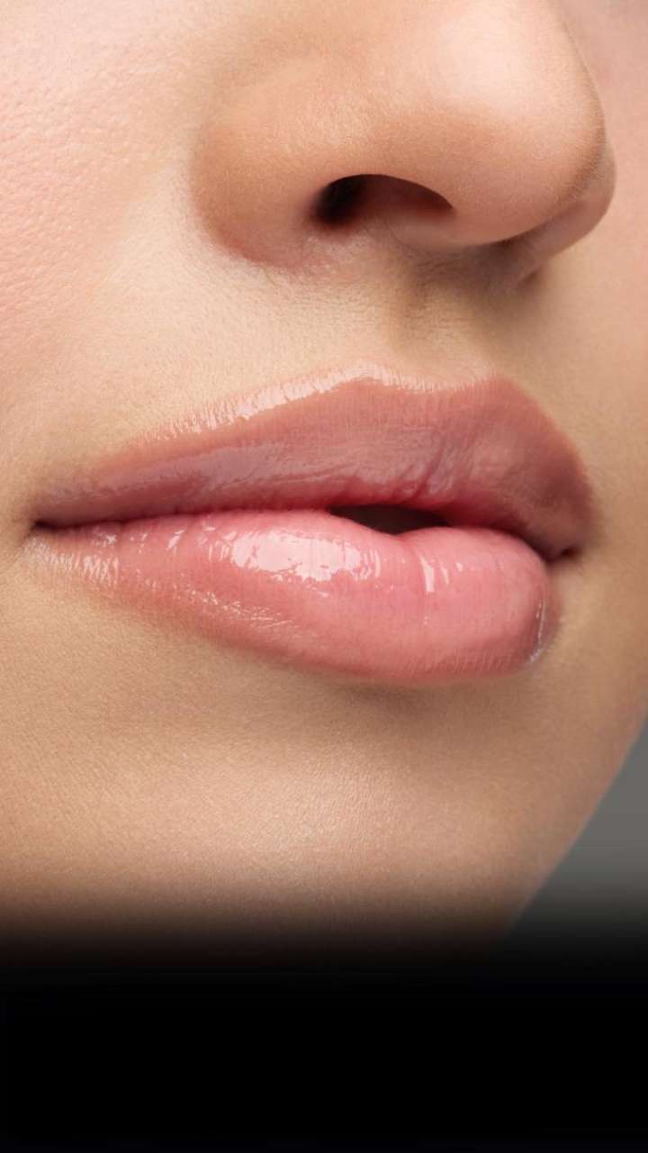 best-natural-remedies-to-lighten-dark-lips