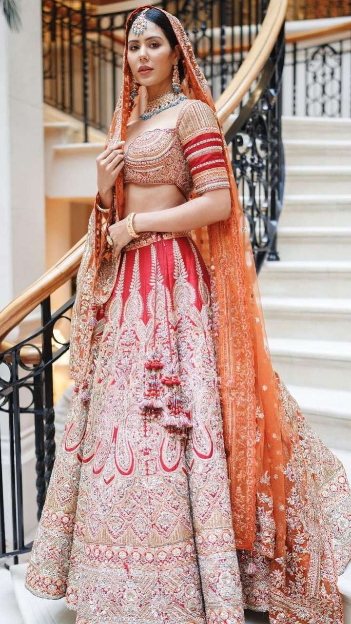 6 Trendy Bridal Lehengas Inspiration Ft. Sonam Bajwa