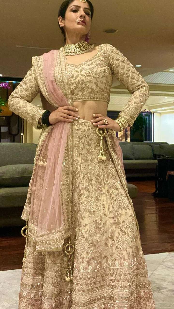 Raveena Tandon gives fashion goals with her latest lehenga avatar, check  out - The Indian Wire