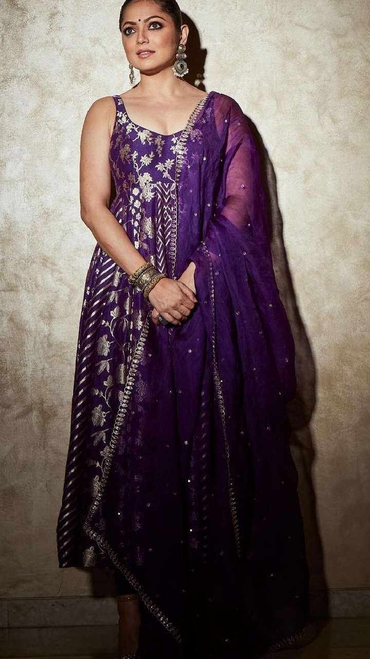 Drashti Dhami's Stunning Saree Blouse Designs For Wedding Season