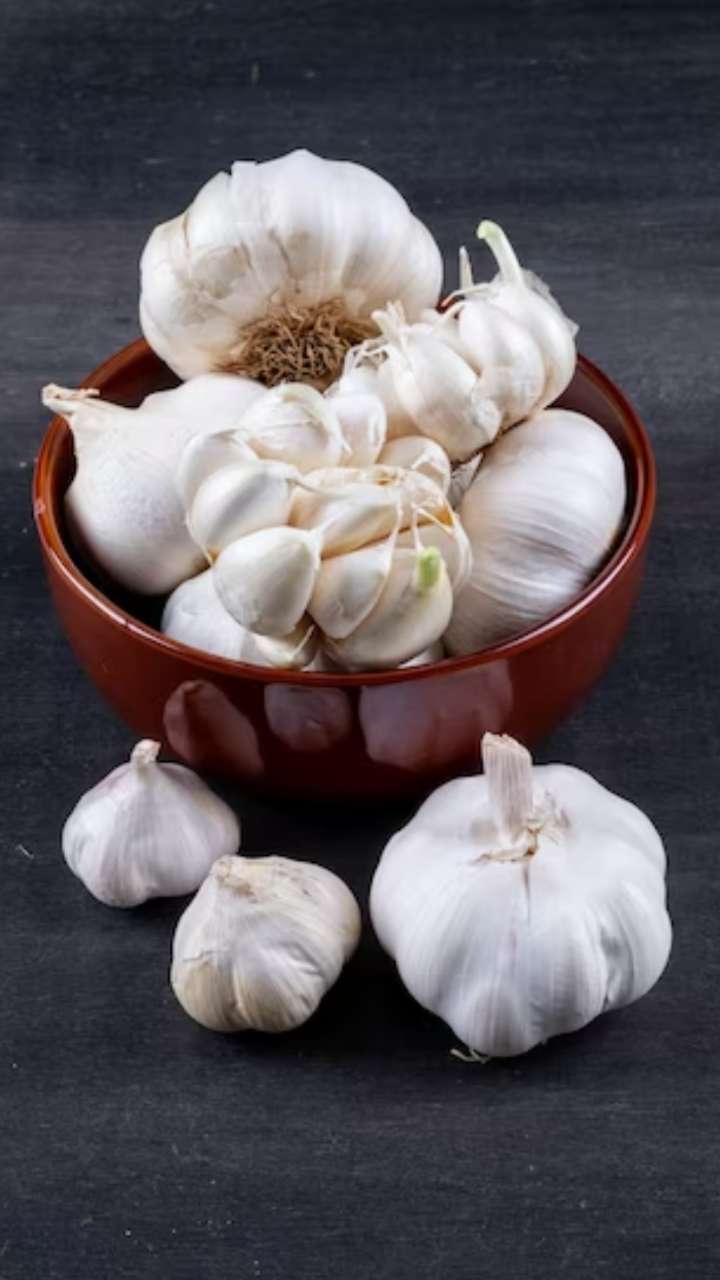 Top 6 Health Benefits Of Eating Roasted Garlic