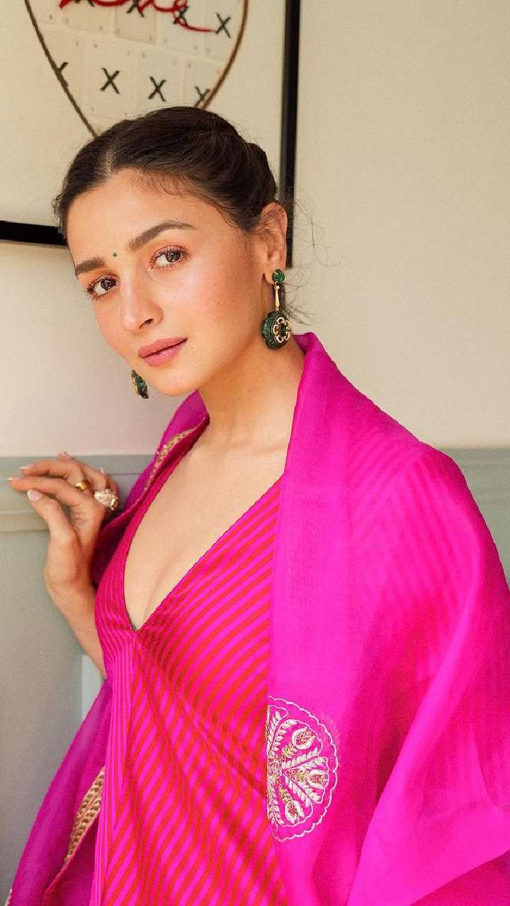 alia bhatt hairstyle 1705841408