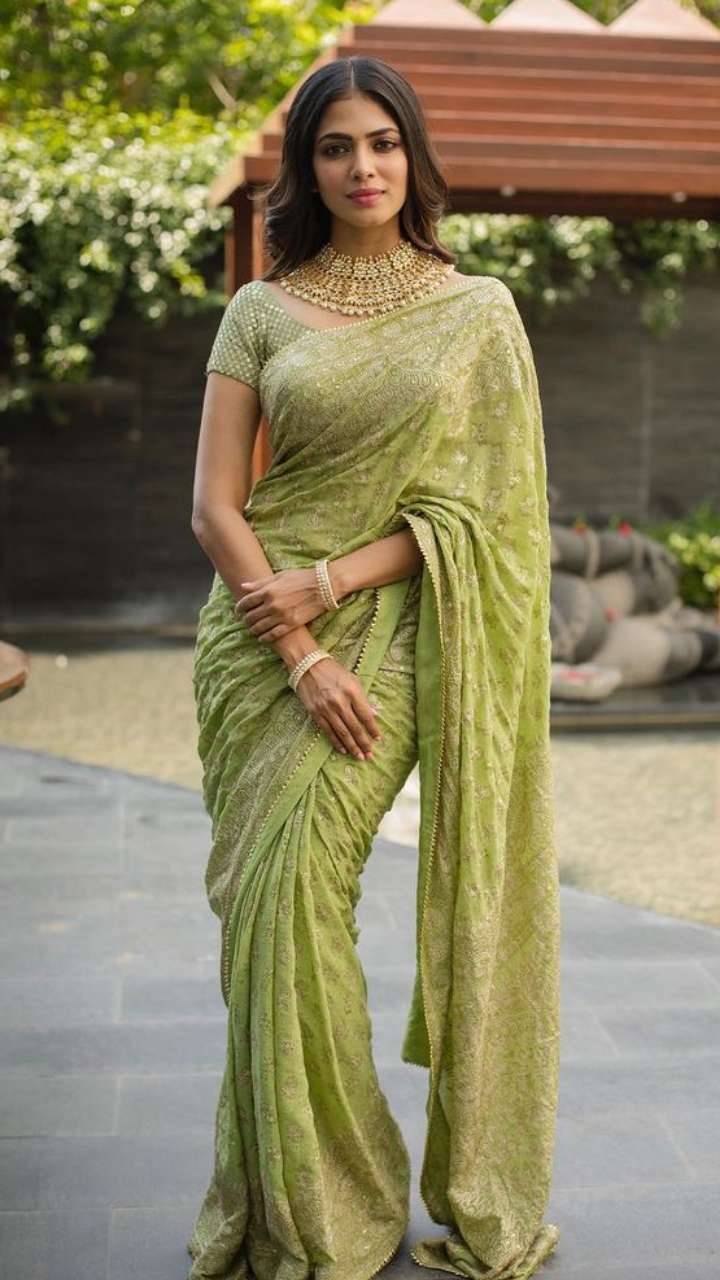 5 Gorgeous Sarees By Malavika Mohanan For Newlyweds