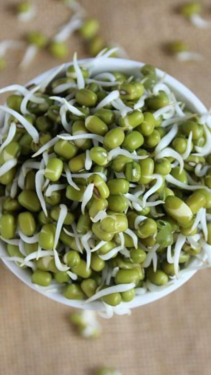 6 Healthy Ways To Eat Sprouts In Breakfast For Weight Loss