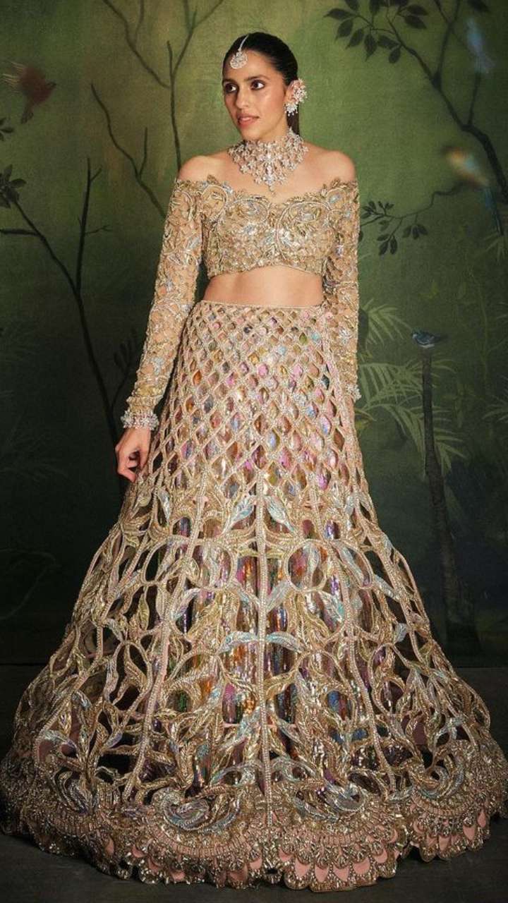 5 Designer Wedding Season Lehengas By Shloka Mehta