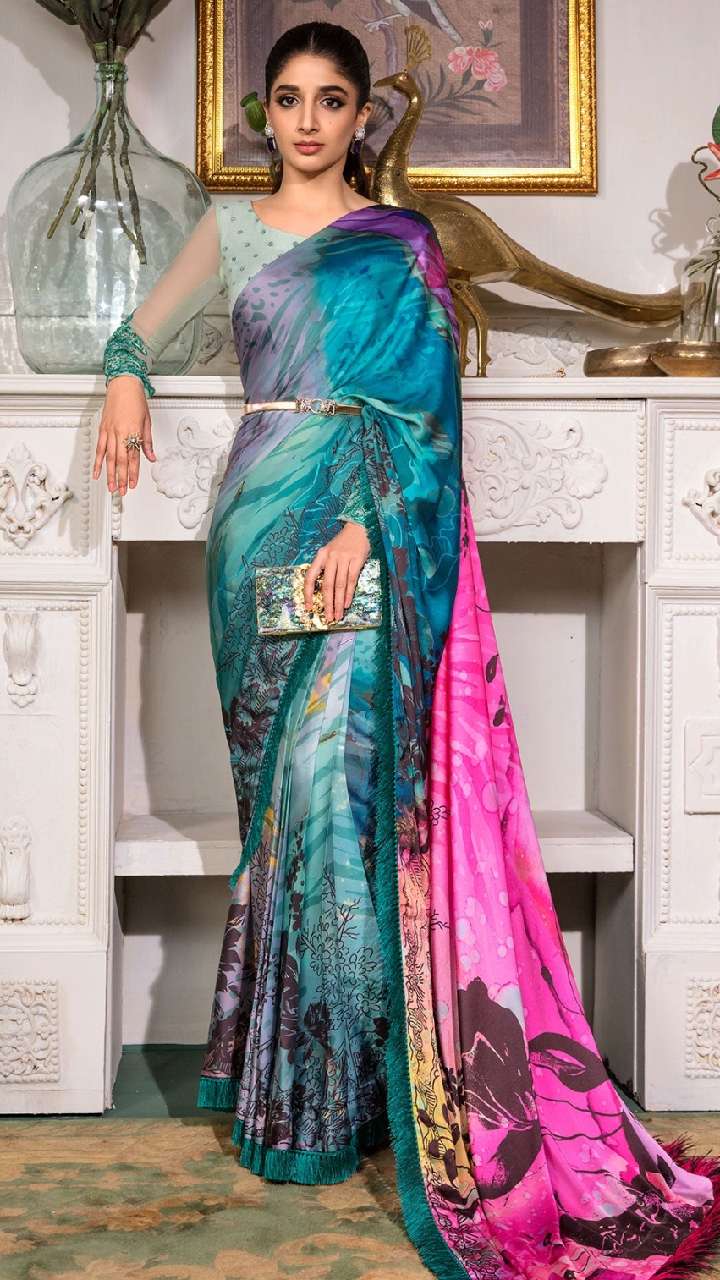 Buy Pakistani Wedding Dress in Embellished Saree Style Online – Nameera by  Farooq