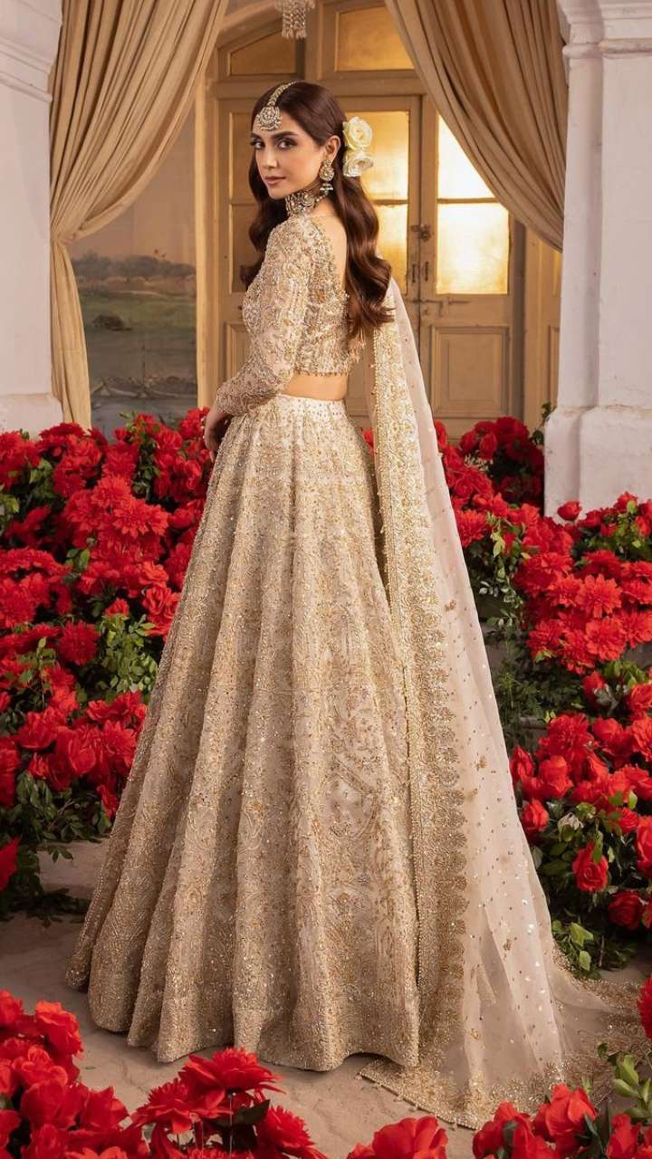 5 Royal Lehenga By Maya Ali Wedding Season